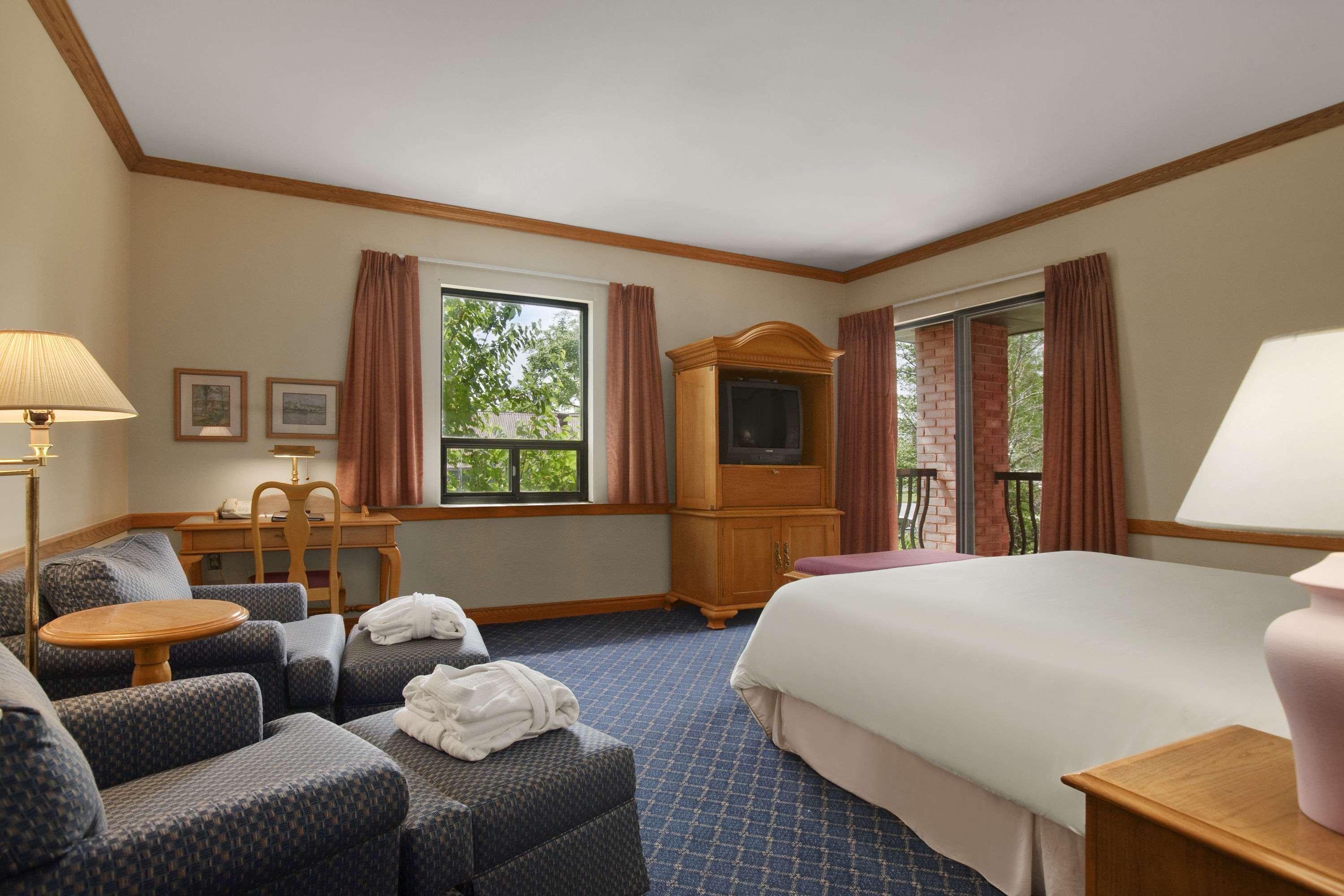Travelodge By Wyndham Chatham Zewnętrze zdjęcie
